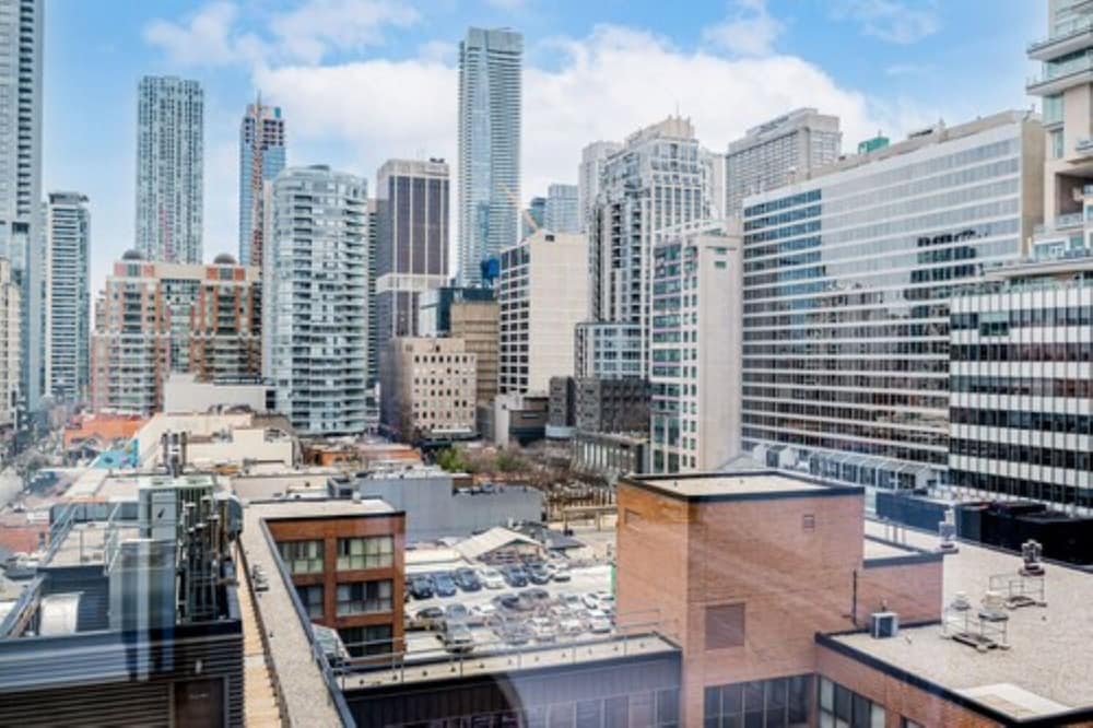 Avalon Suites Yorkville, Toronto, photo 2