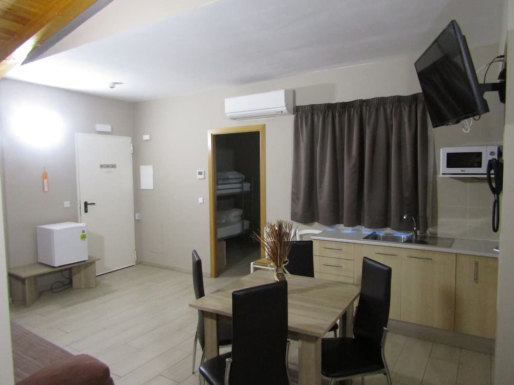Aparthotel Giuliano, Castello d'Empuries, photo 3