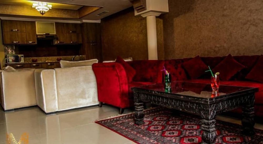 Lounge at Hotel Massimo-Kech