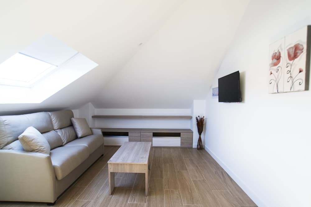 Hostel Albergue O Meson - Apartamentos, Pontevedra, photo 6