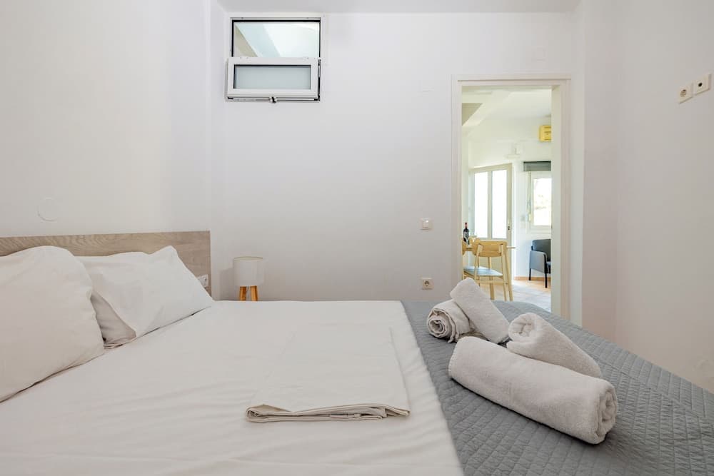 The Walls Apartments by Cretanhouses, Heraklion
