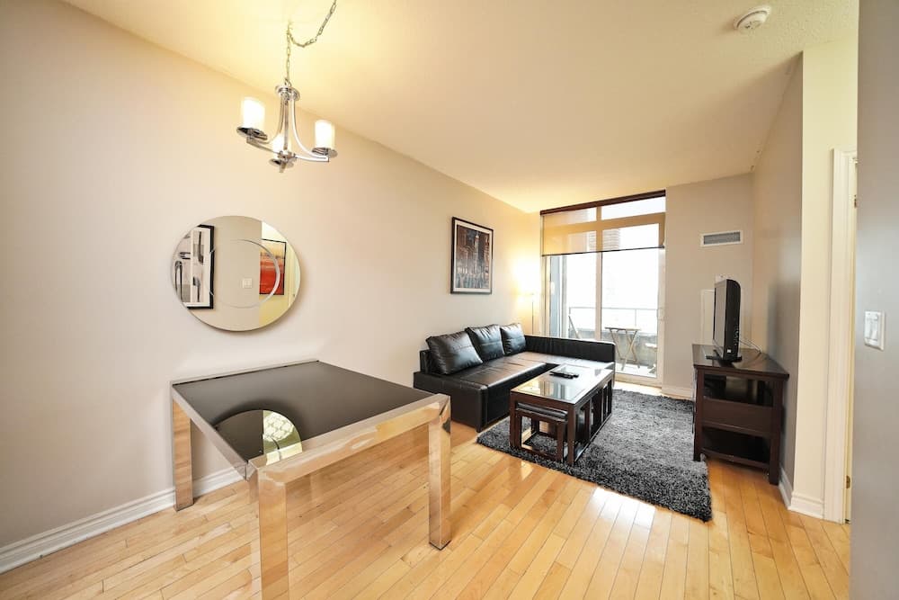 King West Prime Suites, Toronto, photo 2