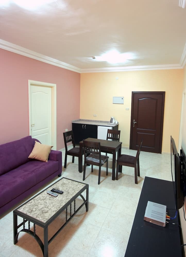 AL Wahi Furnished Suites, Amman, photo 3