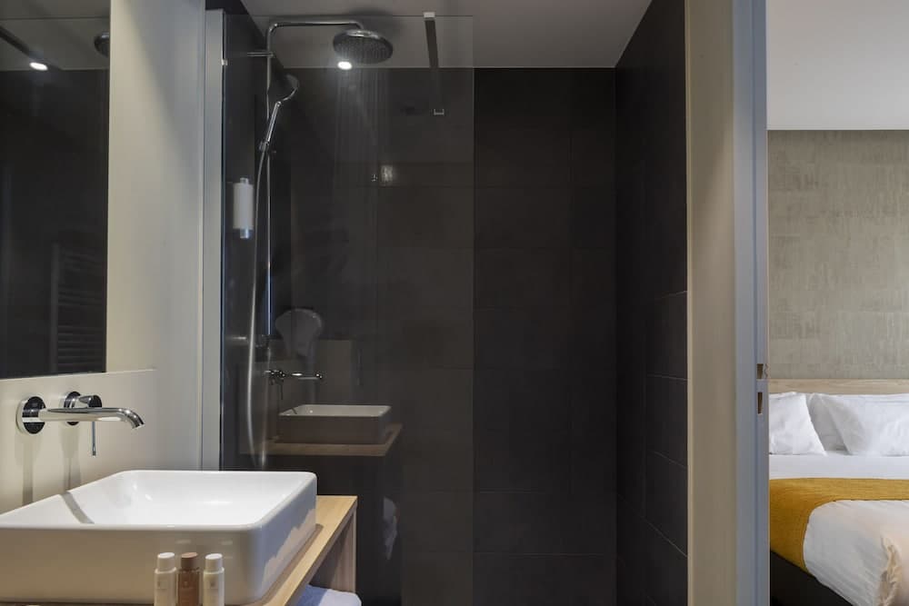 37 Lodge La Défense Courbevoie, Courbevoie, photo 3