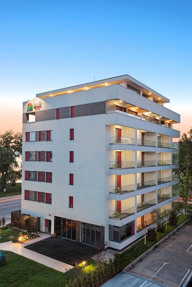 Tomis Garden Aparthotel, Constanta, photo 3