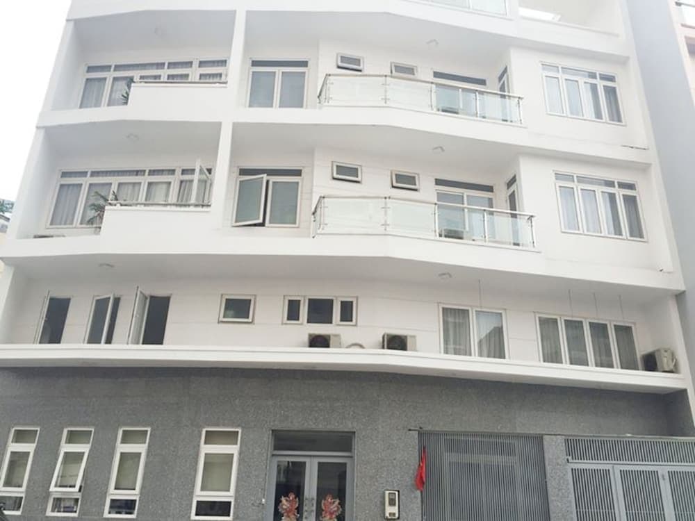 Building at M-H Apartment Hotel