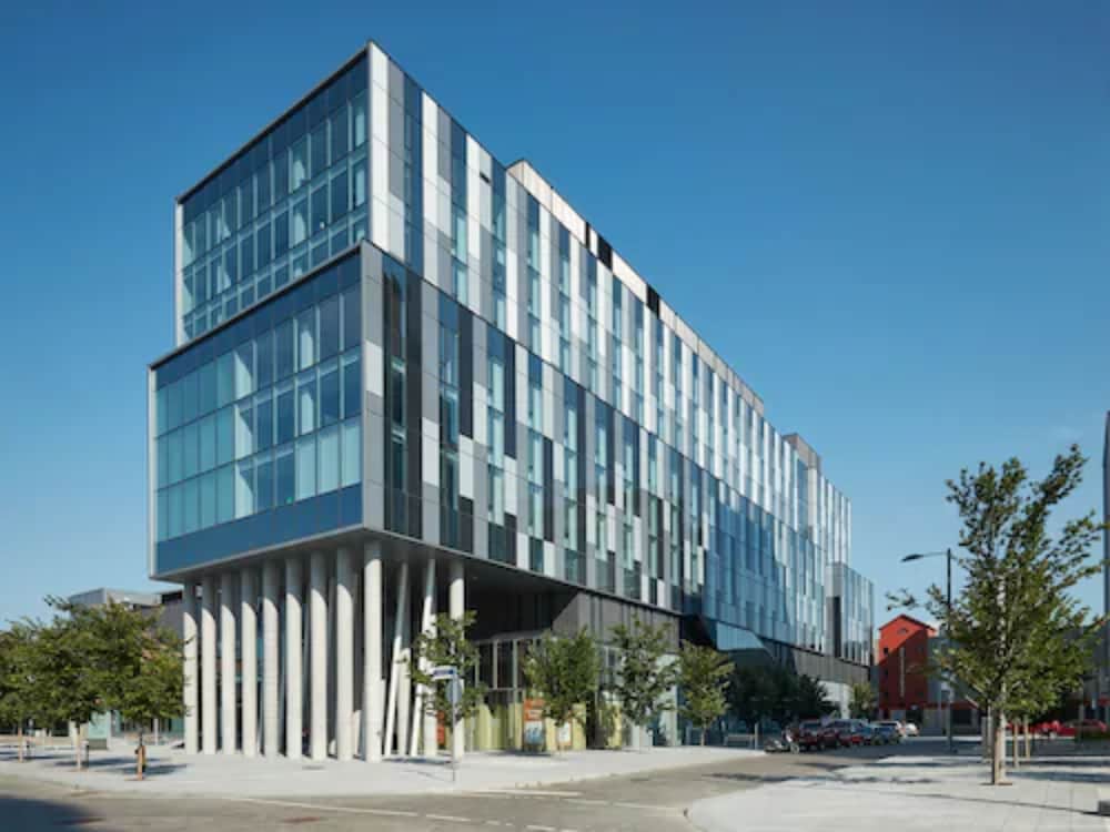 Residence & Conference Centre Toronto Downtown George Brown Polytechnic Campus Accommodation, Toronto
