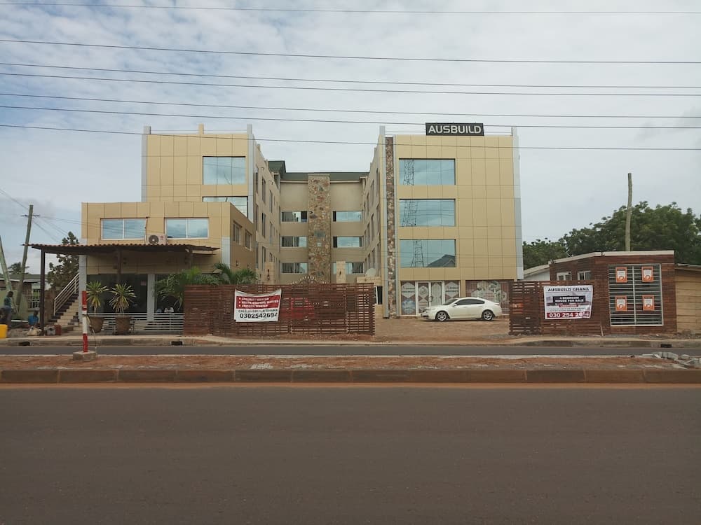 Ausbuild, Accra