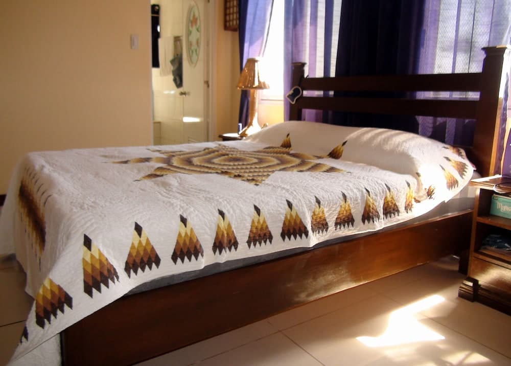 Squares Cafe and Apartments, Puerto Galera, photo 2