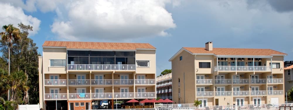 Beso Del Sol Resort, Dunedin