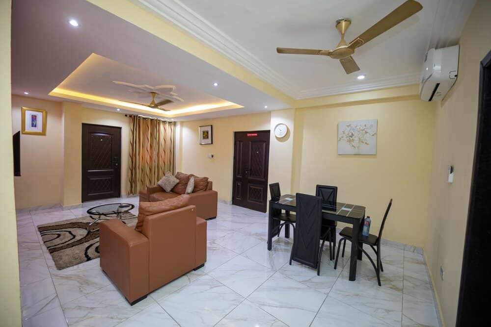 Washington Court Apartments, Accra, photo 6