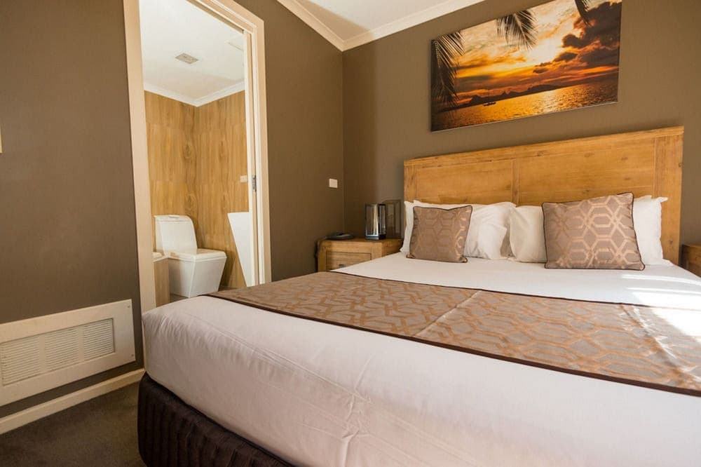 Beach Haven Executive Apartments, Korora, photo 5