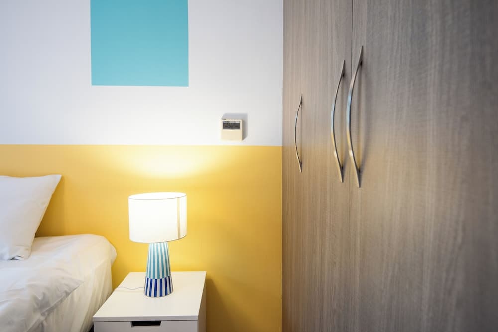 Izzzi Life Mint- Apart Hotel, Dubai, photo 2