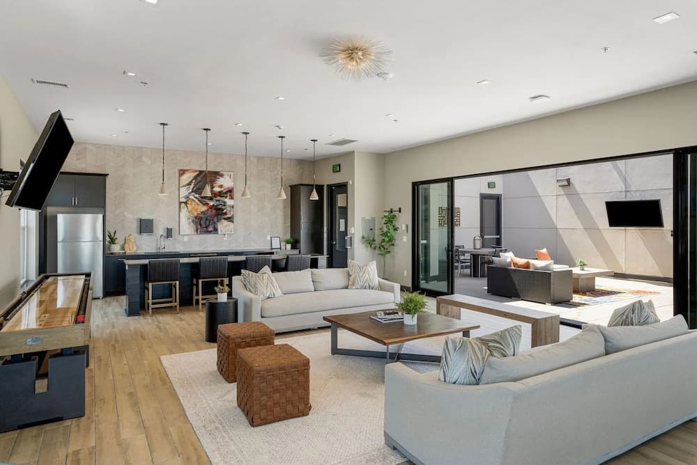Arts District Apartments By Landing, Tulsa