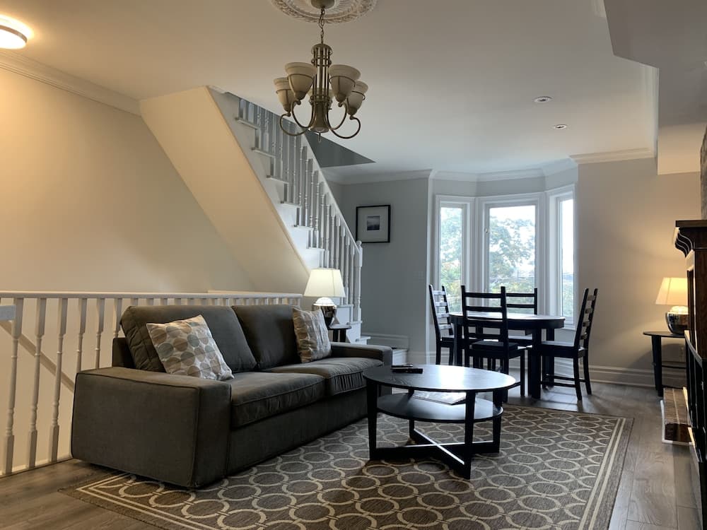 St Annes Suites, Toronto, photo 2