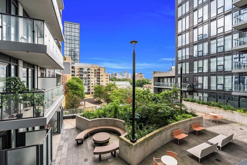 Toronto skyline suites, Toronto, photo 3