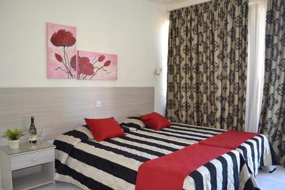 Tasiana Hotel Apartments Complex, Limassol, photo 5