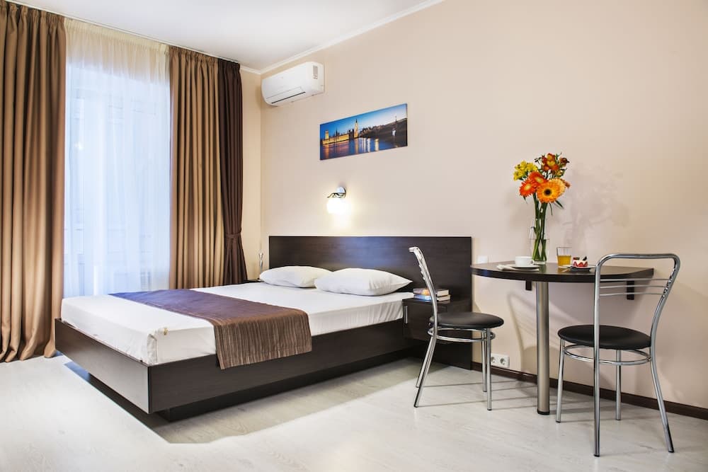 Hotel Status Apartments, Kyiv, photo 2