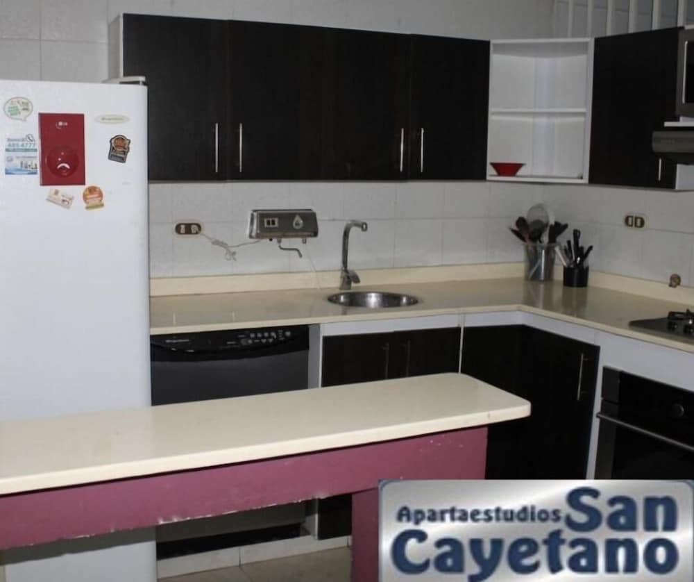 Apartaestudios San Cayetano, Cali, photo 3
