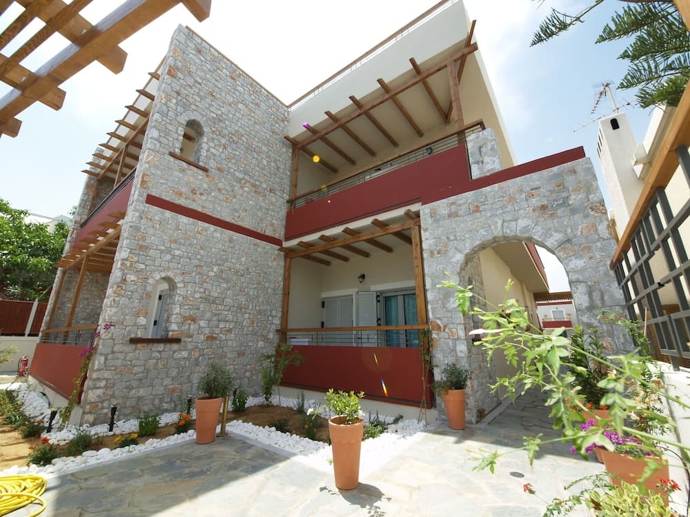 Talos Hotel Apartments, Chania