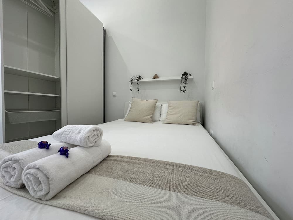 Apartamentos Avenida América, Madrid, photo 2