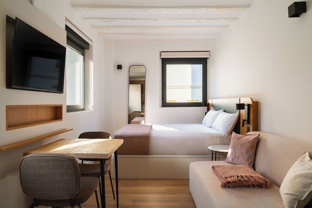 Limehome Pamplona Hilarión Eslava, Pamplona, photo 6