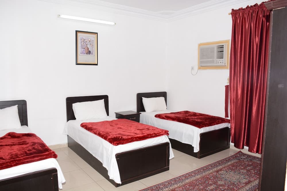 Al Eairy Furnished apt Al Madinah 1, Madinah, photo 3