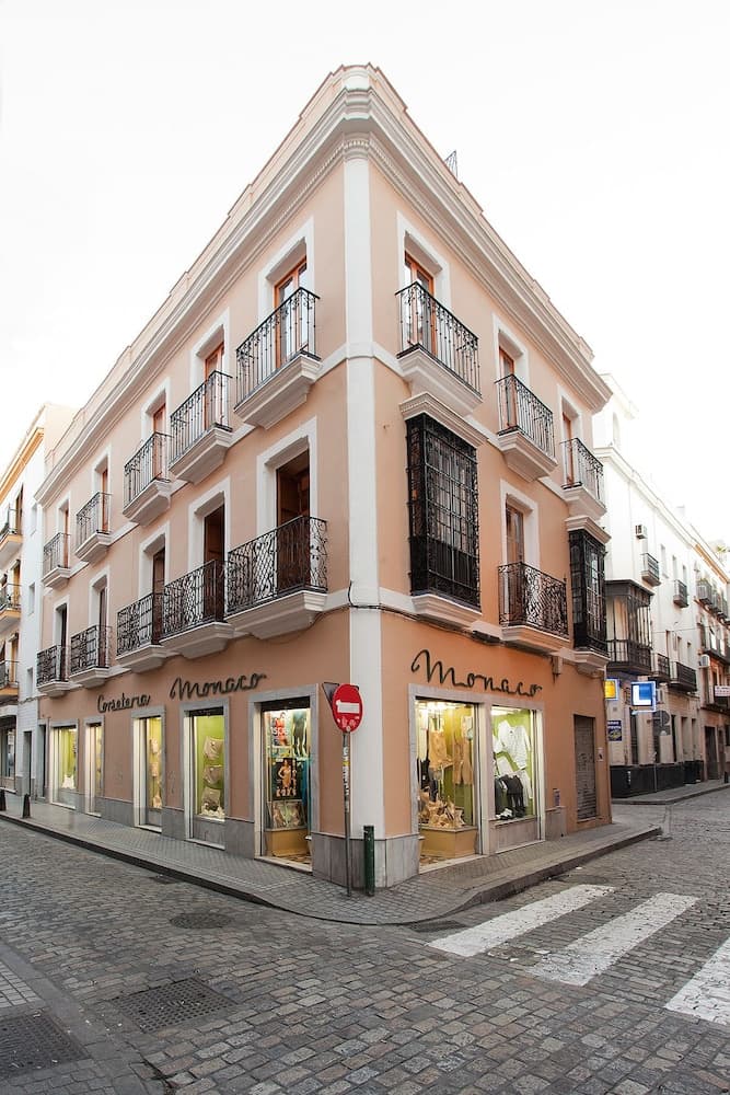 Magno Apartments Santa Bárbara, Seville, photo 3