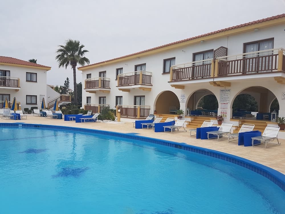 Cosmelenia Hotel Apartments, Ayia Napa