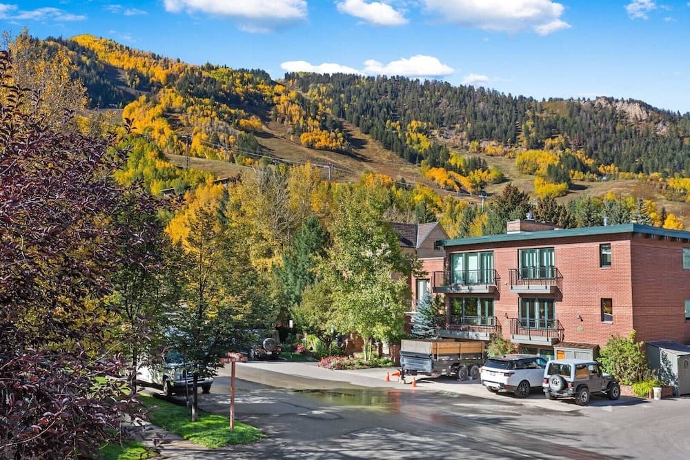 Downtown Aspen Vacation Rentals, Aspen