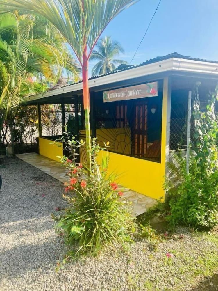Caribbean Comfort, Limón