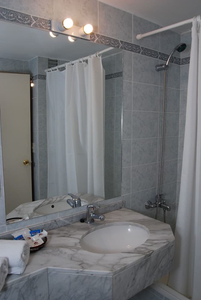 Marti Apart Hotel, Montevideo, photo 5