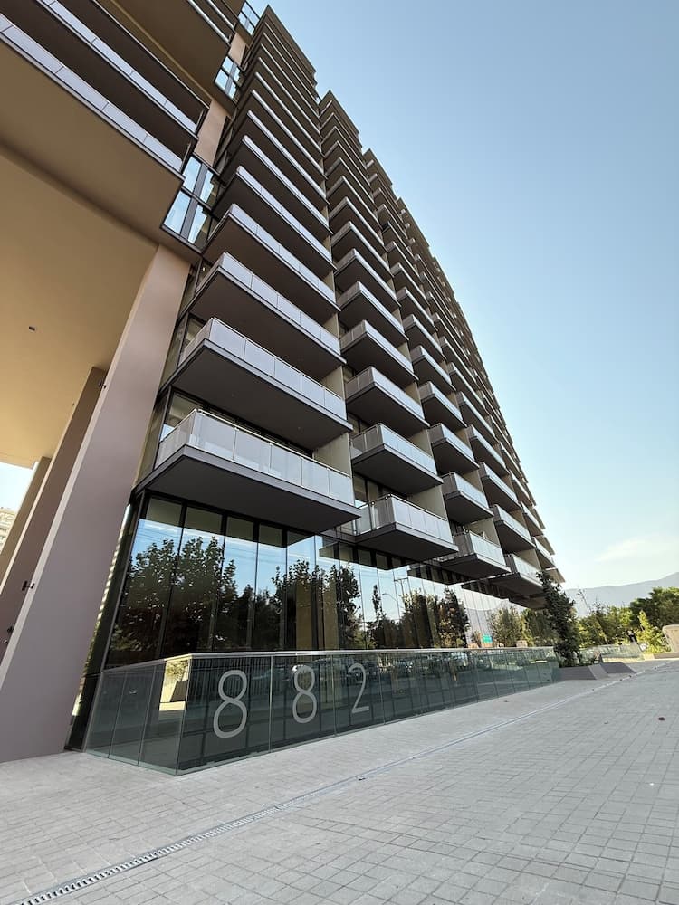 Spot Suites, Santiago