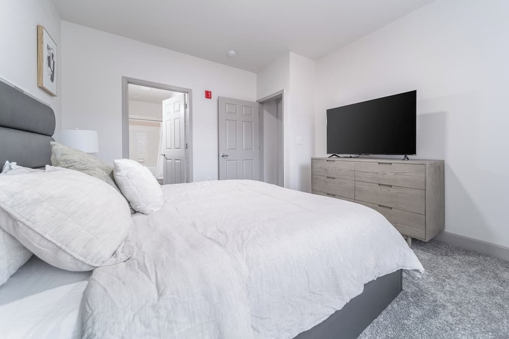 Landing Apartments Near University Of Cincinnati, Cincinnati, photo 6