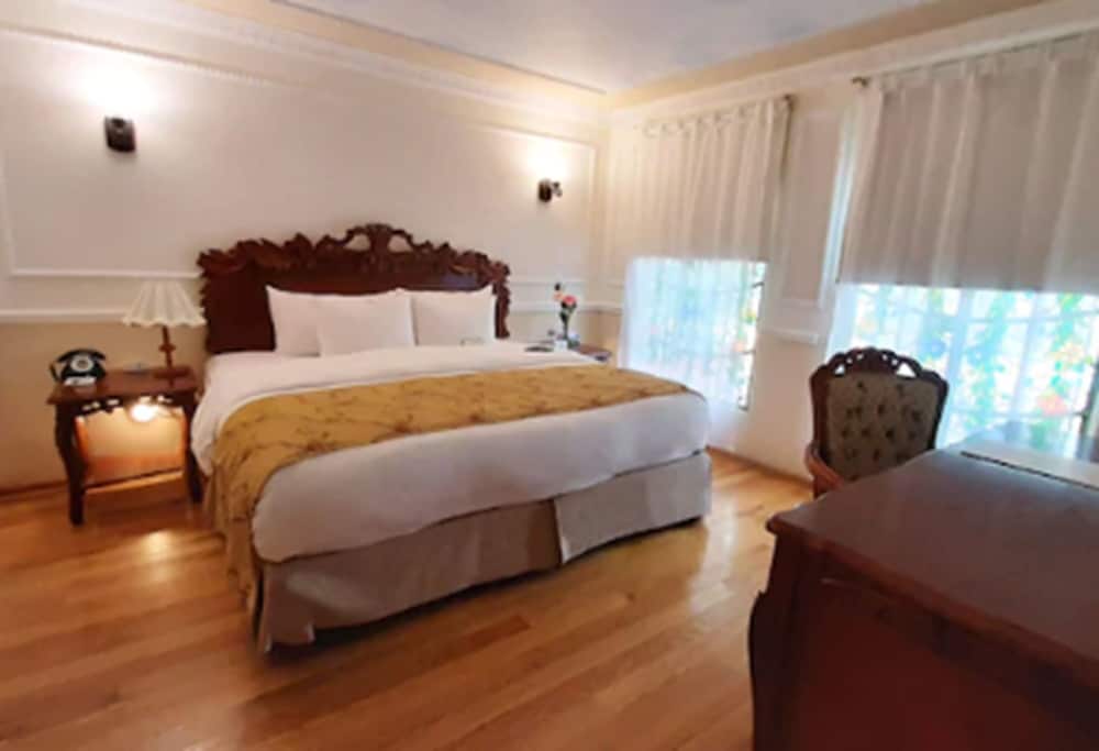 Hotel room at Residence L´ Heritage Royal Colonial by BlueBay