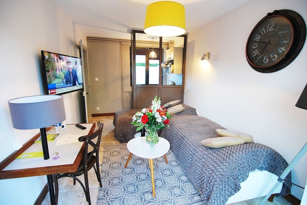 Appartements Pied à Terre, haut standing avec cuisine équipée et terrasse / Groupe HRM, Autun, photo 4