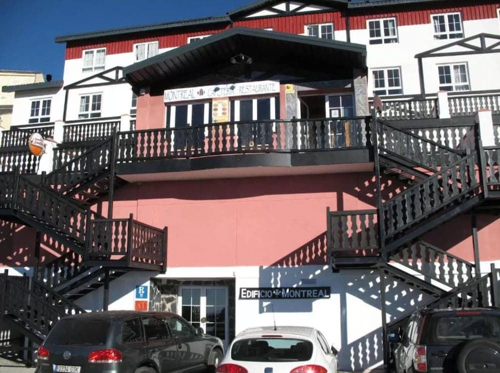 Apartamentos Montreal, Monachil