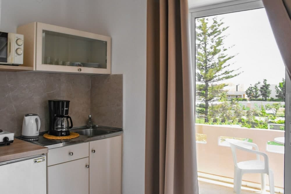 Nik Litinas Apartments With Pool, Chania, photo 4