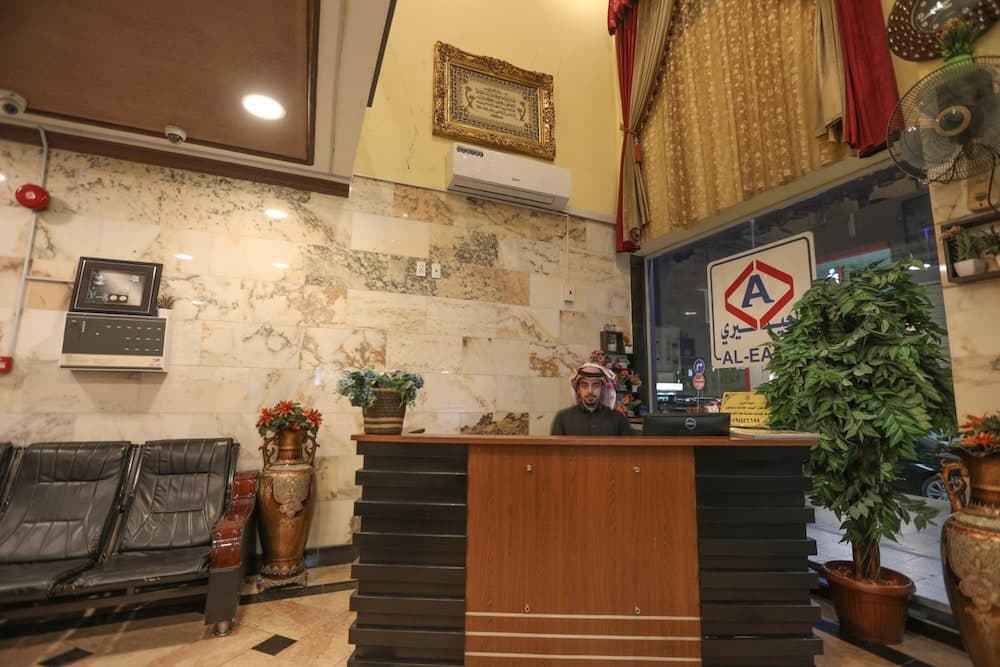 Al Eairy Furnished Apartments Dammam 8, Dammam, photo 2
