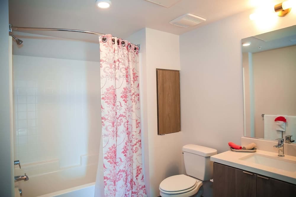Fully Furnished Suites near Little Tokyo, Los Angeles, photo 4
