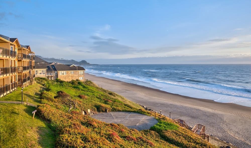 Cavalier Beachfront Condominiums, Lincoln City