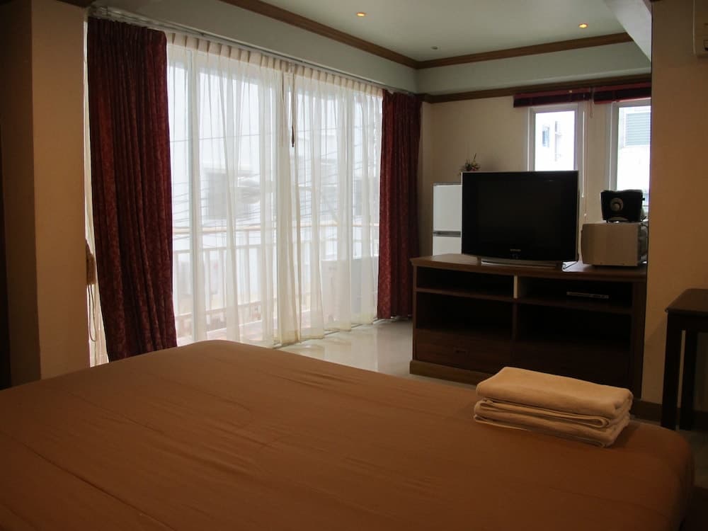 Rouge Service Apartments, Pattaya, photo 5