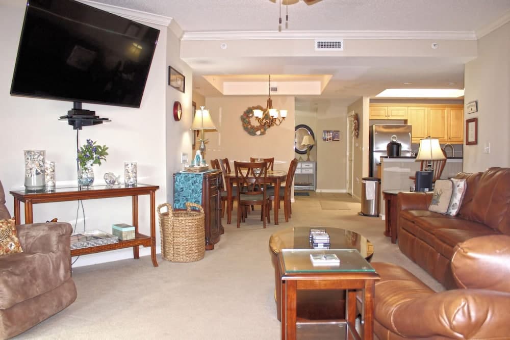 Palmetto Vacation Rentals at Kingston Plantation, Myrtle Beach, photo 3