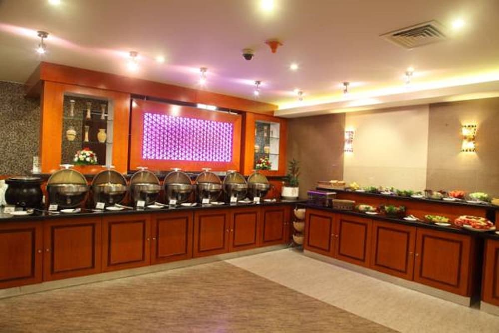 Florida City Hotel Apartments, Dubai, photo 4
