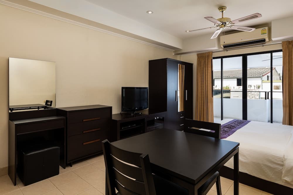 The Classroom Hotel, Pattaya, photo 4