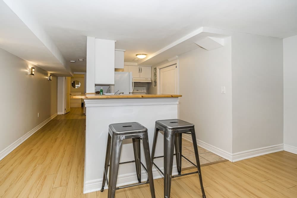 St Annes Suites, Toronto, photo 6