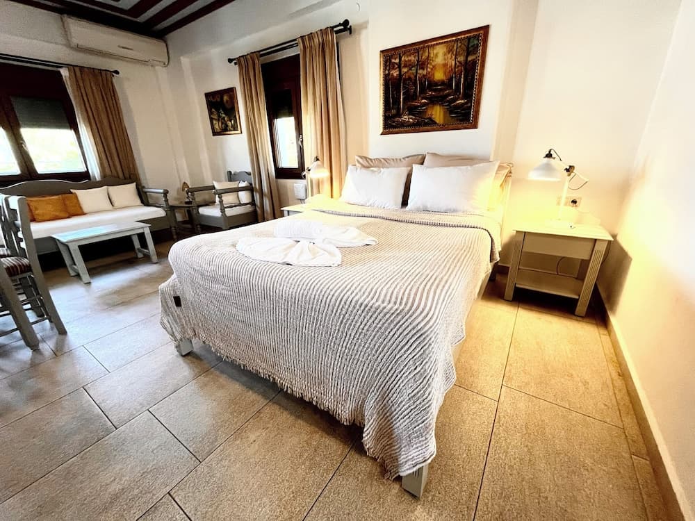 Pantheon Apartments & Studios, Samos, photo 6