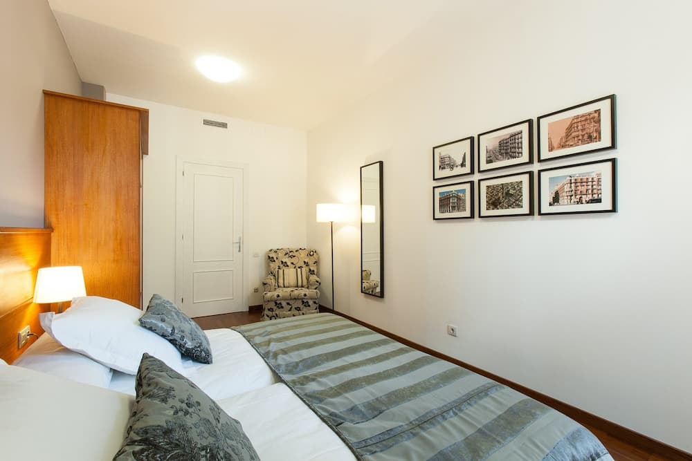 Serennia Apartments Ramblas-Pl.Catalunya, Barcelona, photo 4