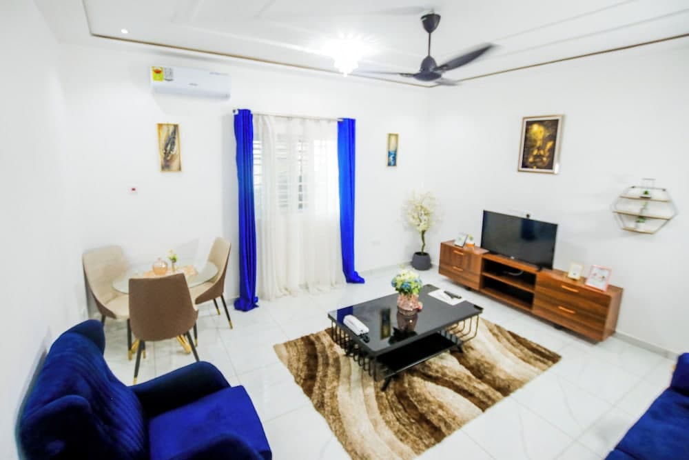 De Ace Court, Oduman, photo 2