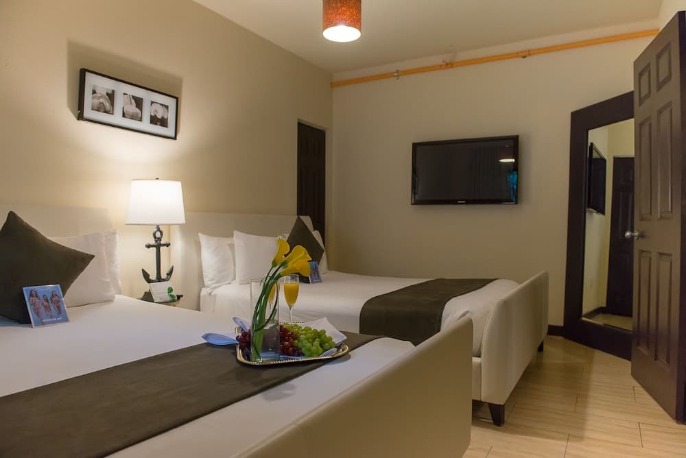 Tradewinds Apartment Hotel, Miami Beach, photo 2